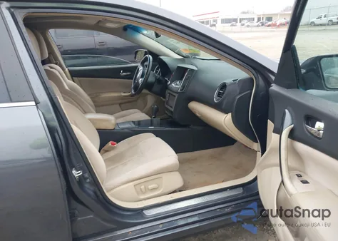 2013 Nissan Maxima 3.5 S from USA, damaged, VIN 1N4AA5AP5DC848282